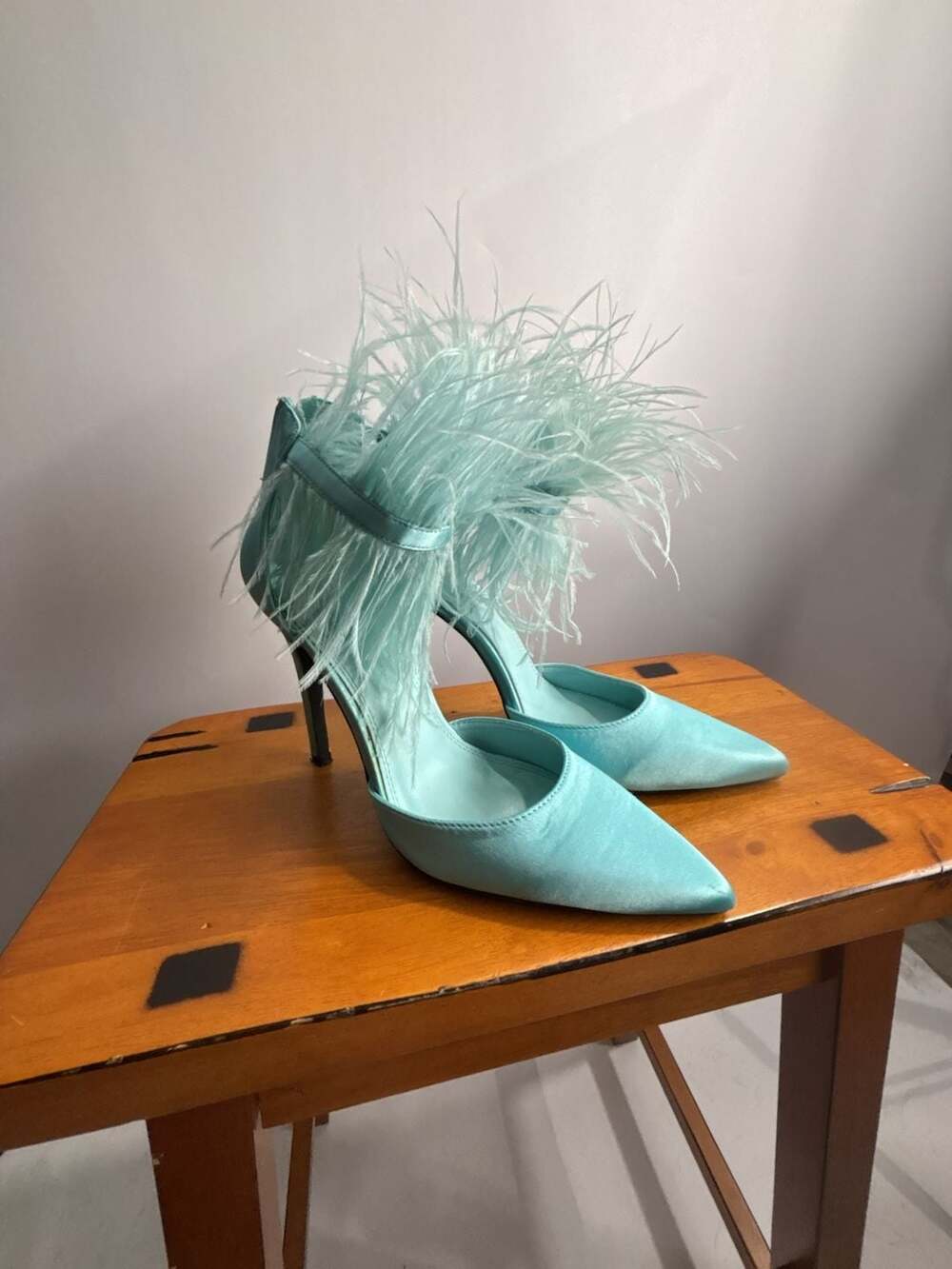 Fashion Nova Gatsby Feather Stiletto Heels in Turquoise